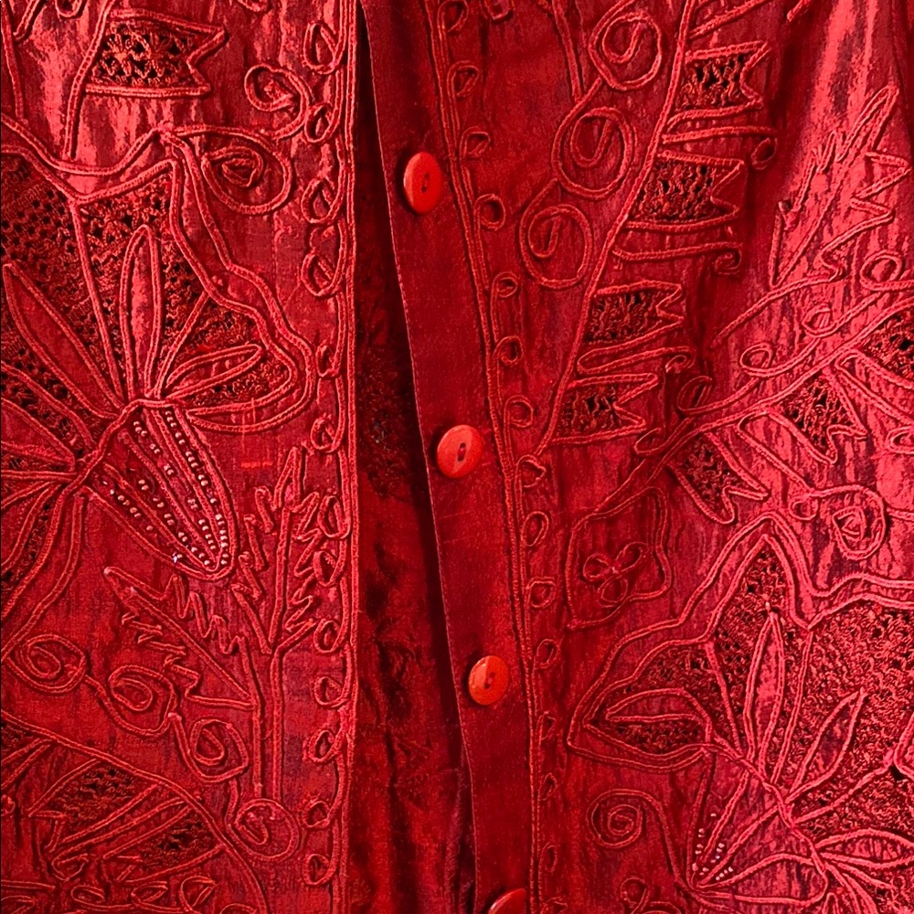 Vibrant Red Textured Suit Jacket with Tailored Fit - Picture 11 of 11